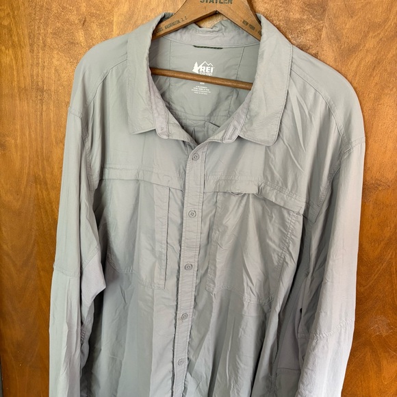 REI Co-Op Men's Tan Button Down Shirt Vented Mesh Nylon Rugged Hiking XXL Active - Picture 7 of 16